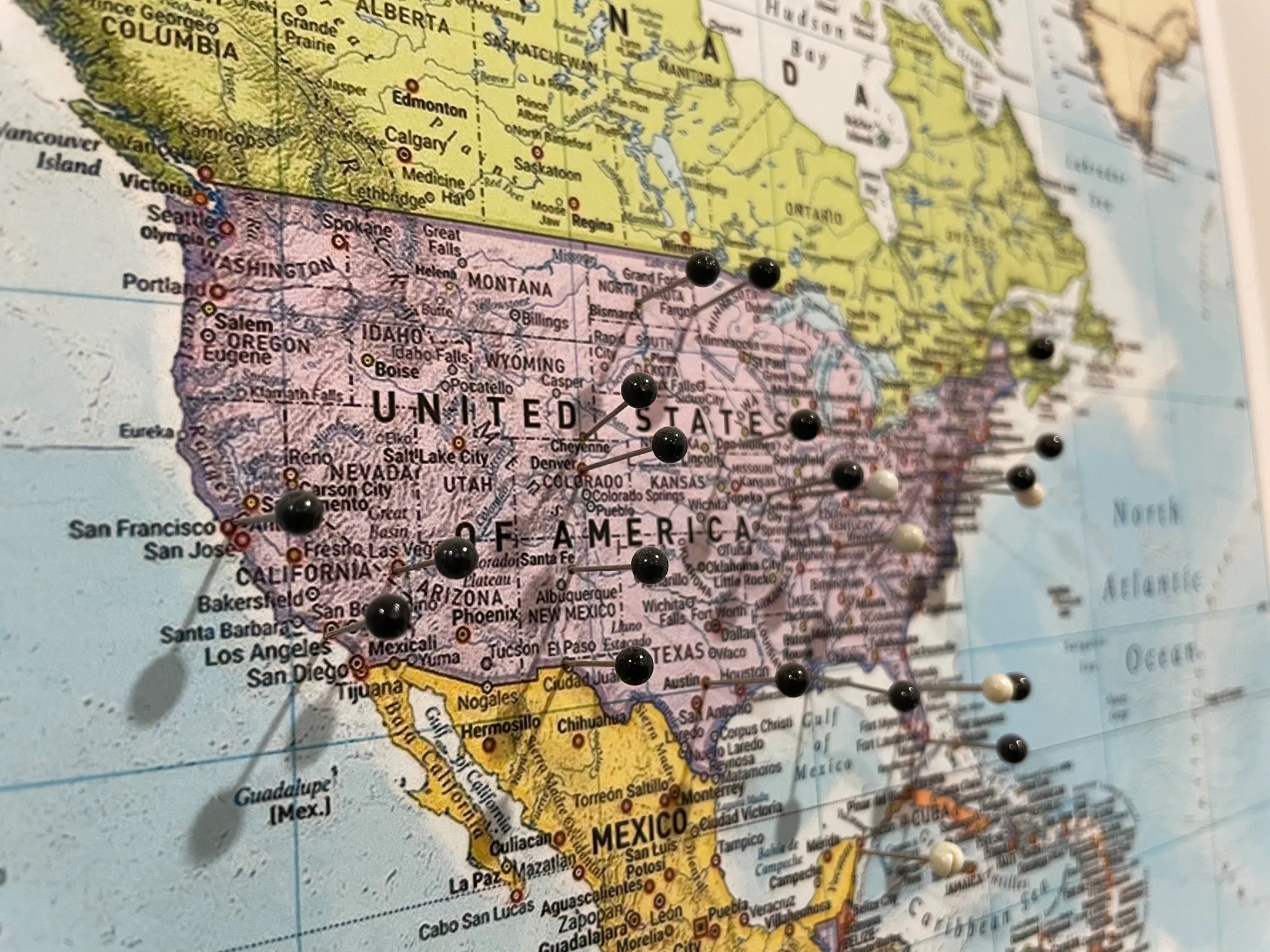 Closeup on pins in US map